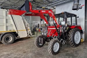 UTOVARIVAC PRED.ZA STAJNJAK  -700kg Dzojstik(TUR-2B MTZ JOY MARKE WOL-MET)