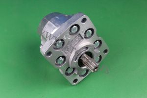 PUMPA HIDRAULICNA T-25 6Z Desna
